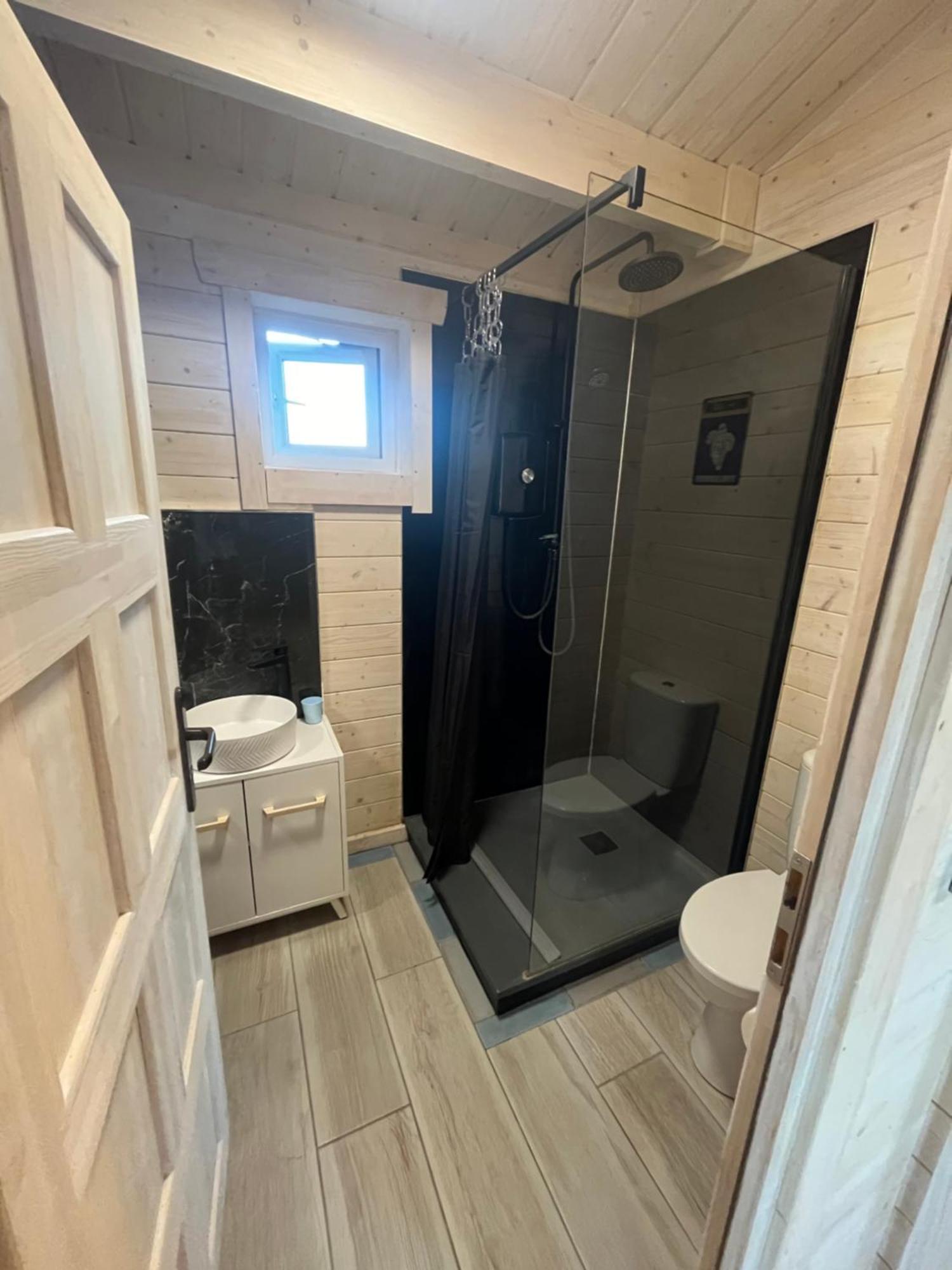 West Wicklow 5 Person Cabin Baltinglass Exterior foto
